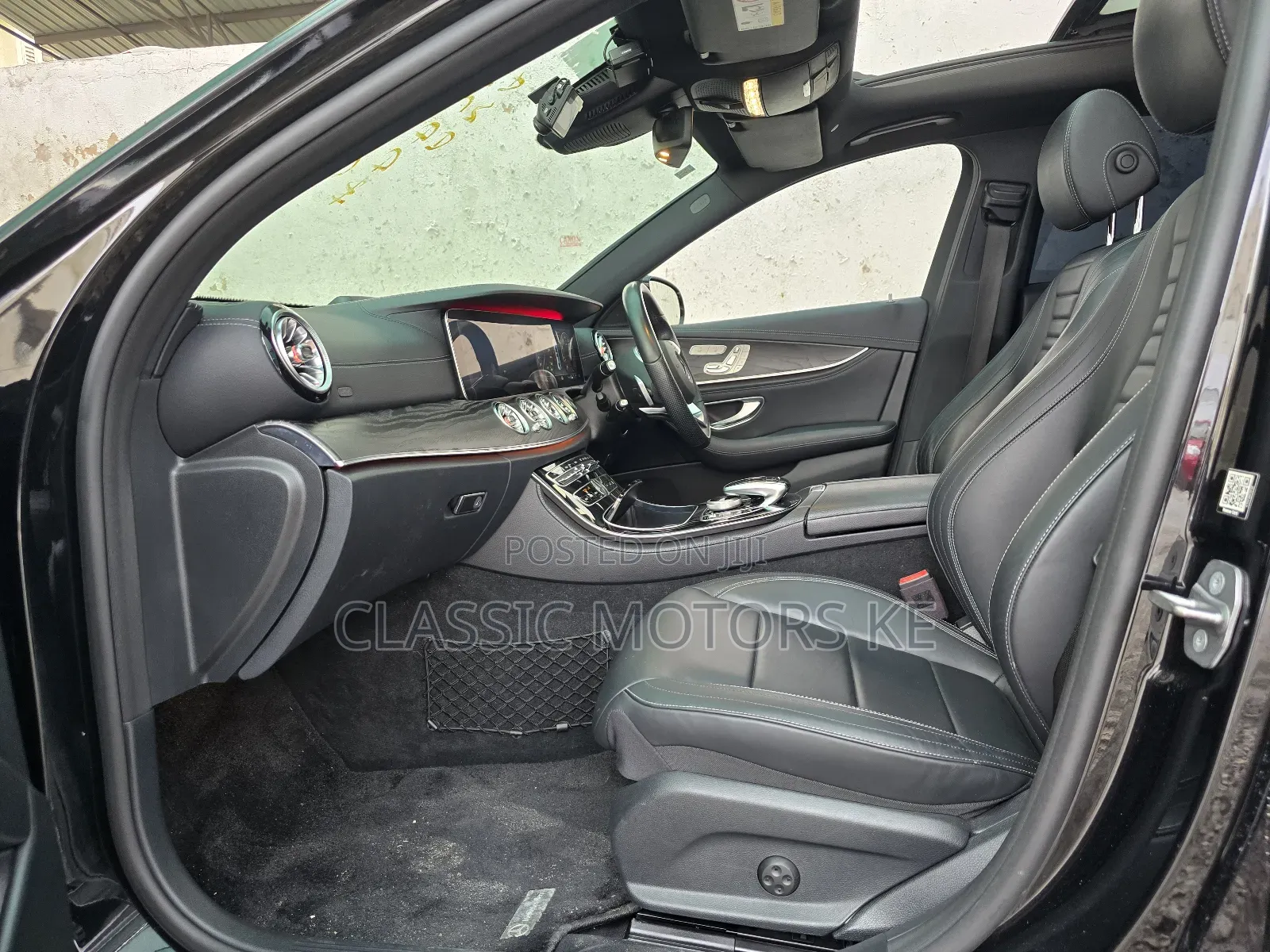 Mercedes-Benz E300 2019 Black