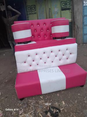 Pedicure Seat White Pink and Two Puffs - main view