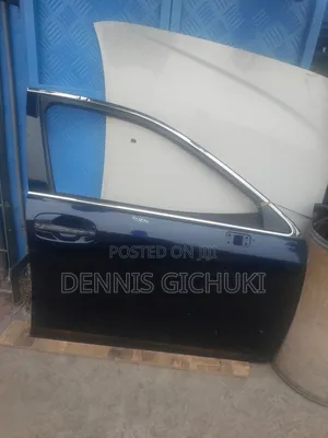 Front Door Rh Toyota Crown 2008-2012