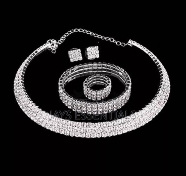 Elegant Jewelry Sets - thumbnail 7