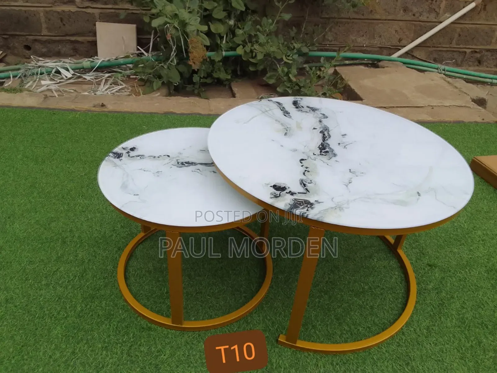 Nesting Table Coffee Table