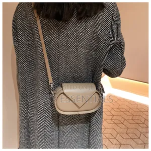 Minimalist and Timeless Bag