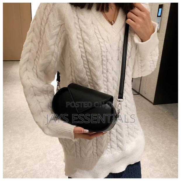 Minimalist and Timeless Bag - thumbnail 3