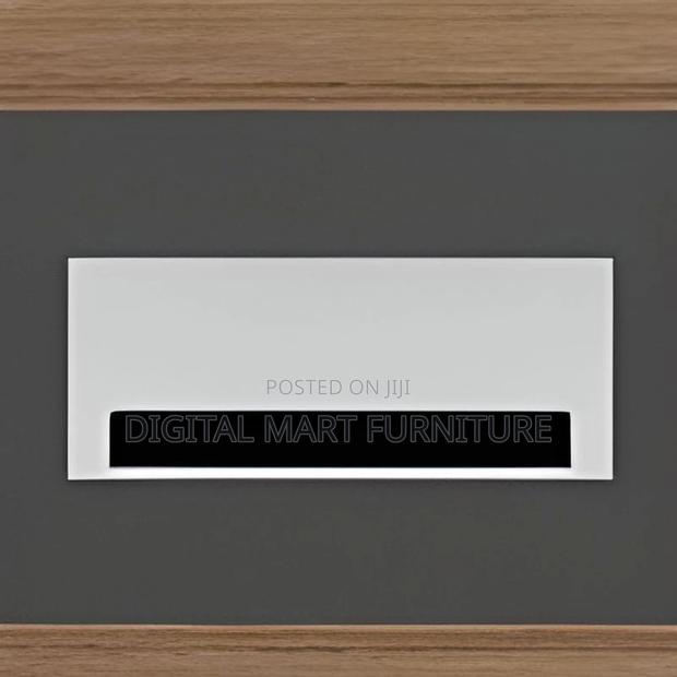 Office Table: Smart Conference Room Table - thumbnail 5