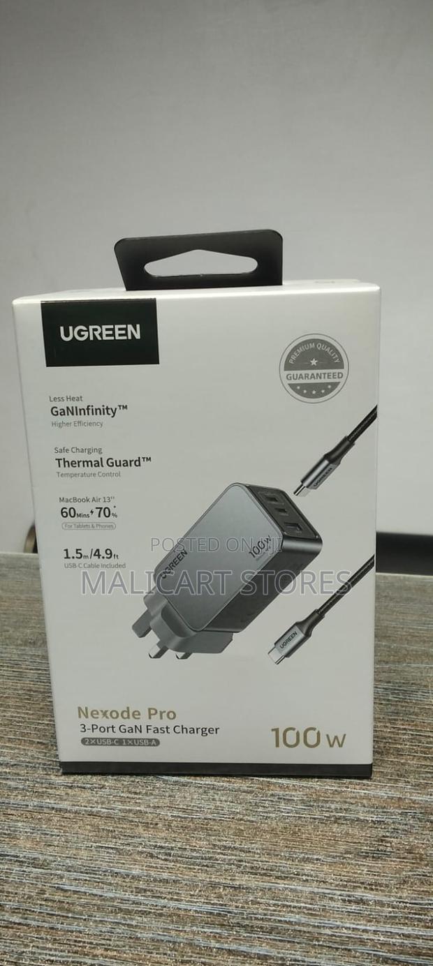 Ugreen Nexode Pro 3-Port Gan Fast Charger 100w