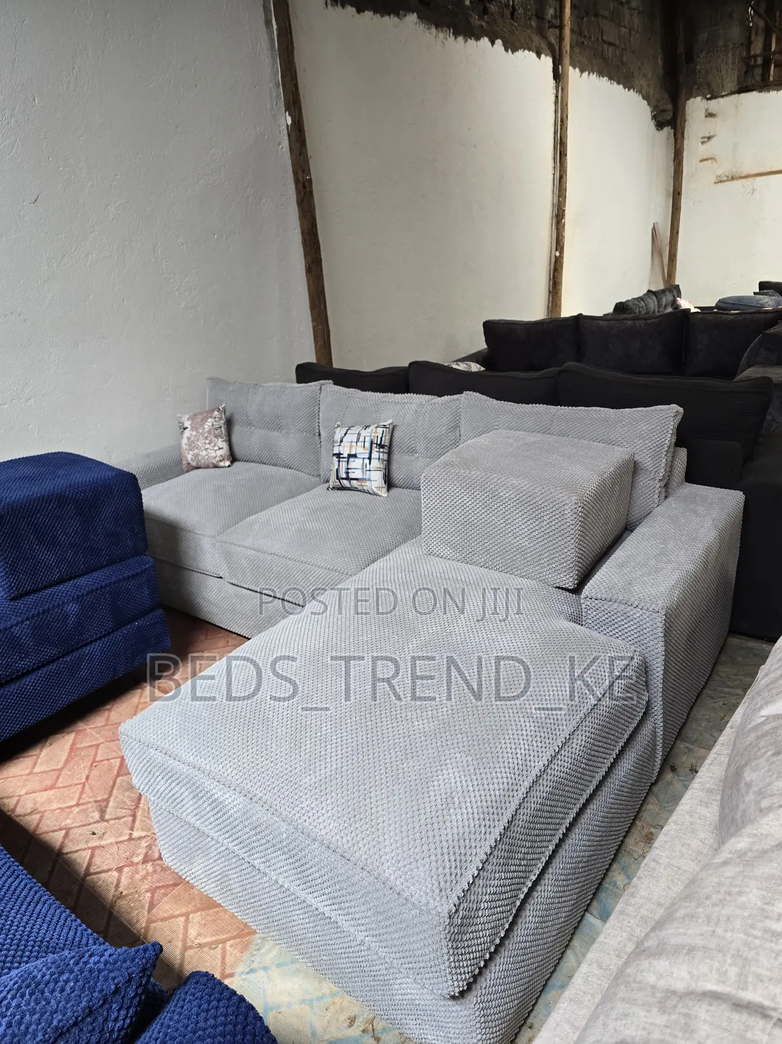 Classy Royal 6 Seater L Seat