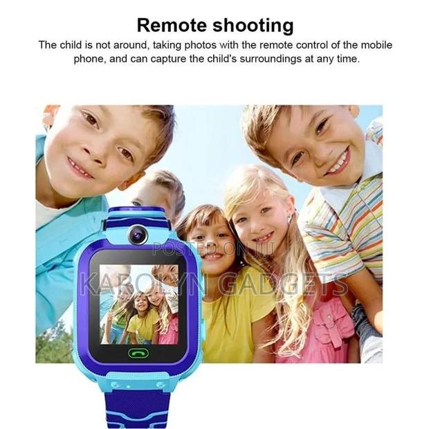 Q12 Smartwatch for Kids With Camera and Location - main view