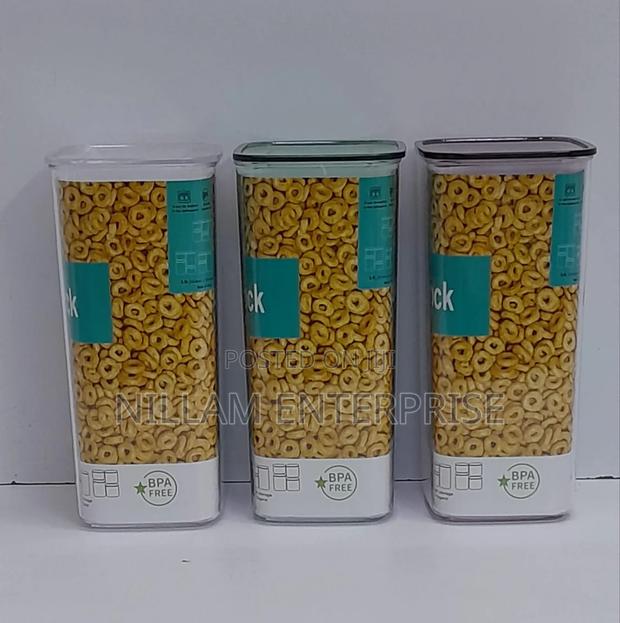Easy Lock Airtight Acrylic Storage Containers 3100ml - thumbnail 2