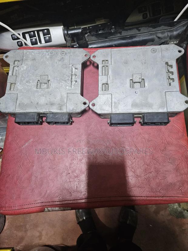 Engine Control Unit Mazda Demio, Premacy - thumbnail 2