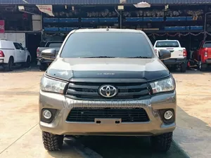 Toyota Hilux Revo Single Cab Deisel 2.4 RWD 2019 Gold