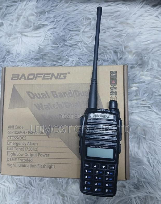 Baofeng Baofeng. Uv-82 Portable Walkie Talkie Two-Way Radio