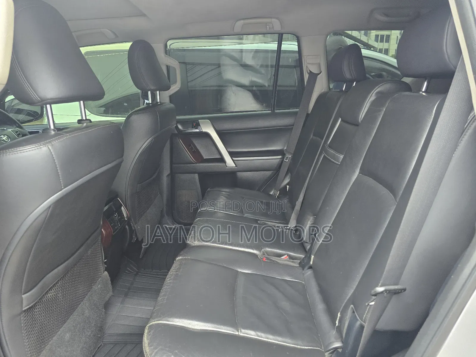 Toyota Land Cruiser Prado 2015 Silver