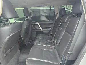 Toyota Land Cruiser Prado 2015 Silver