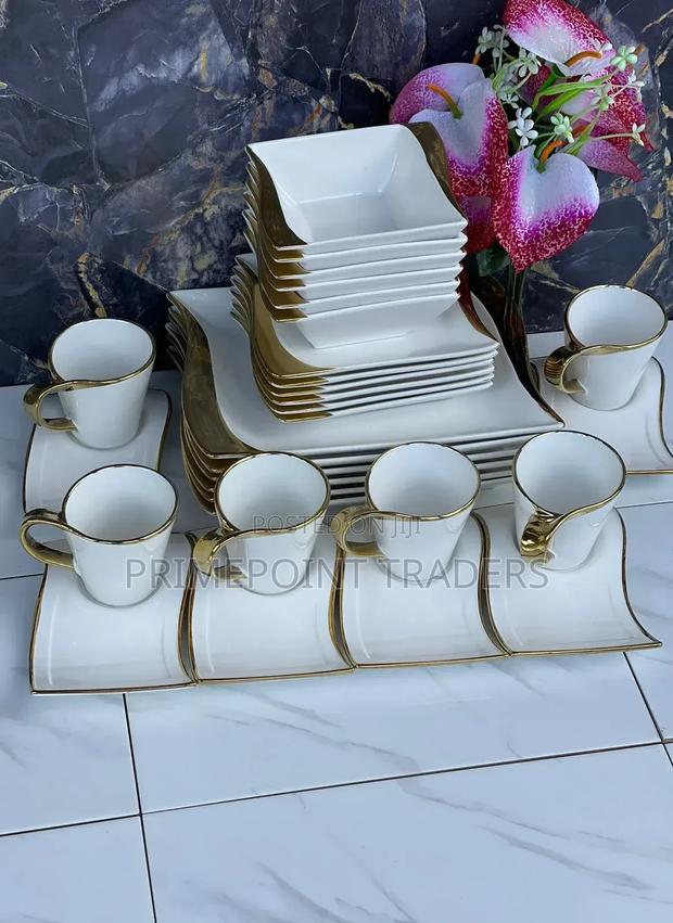 Gold Unique Dinner Set