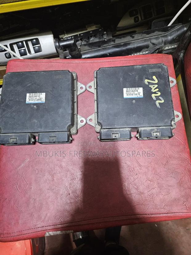 Engine Control Unit Mitsubishi Colt