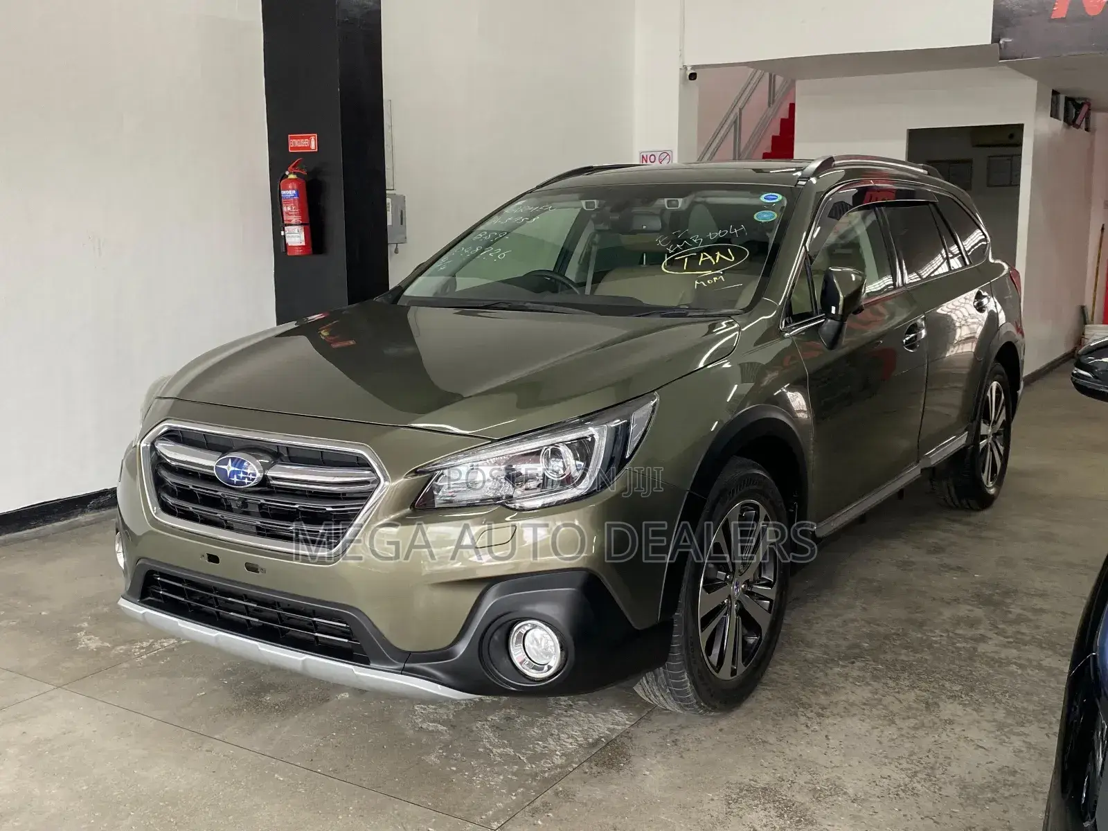 Subaru Outback 2018 Green