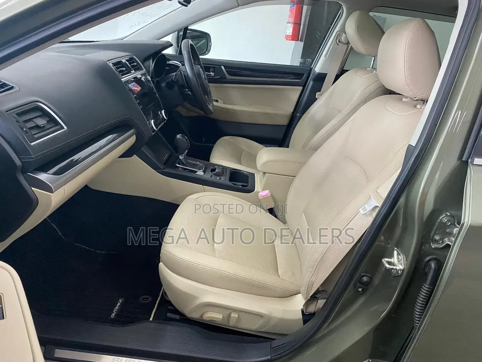 Subaru Outback 2018 Green