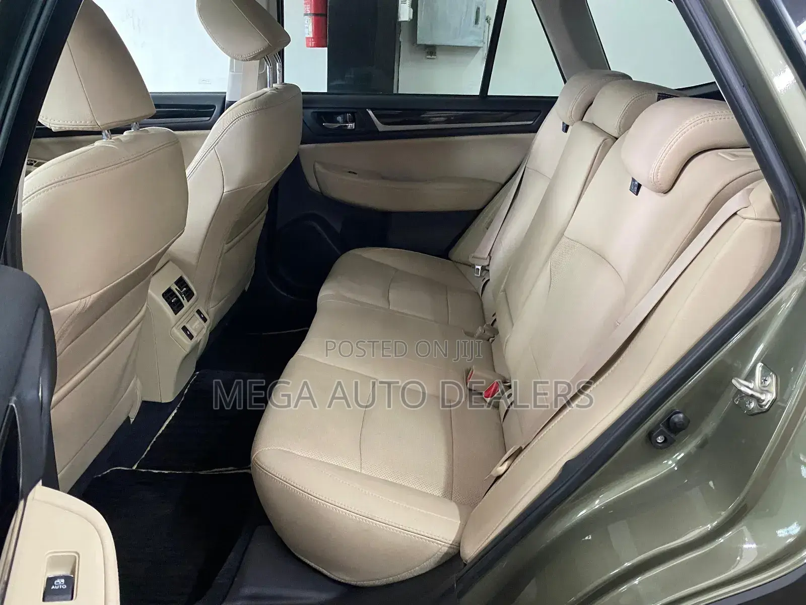 Subaru Outback 2018 Green