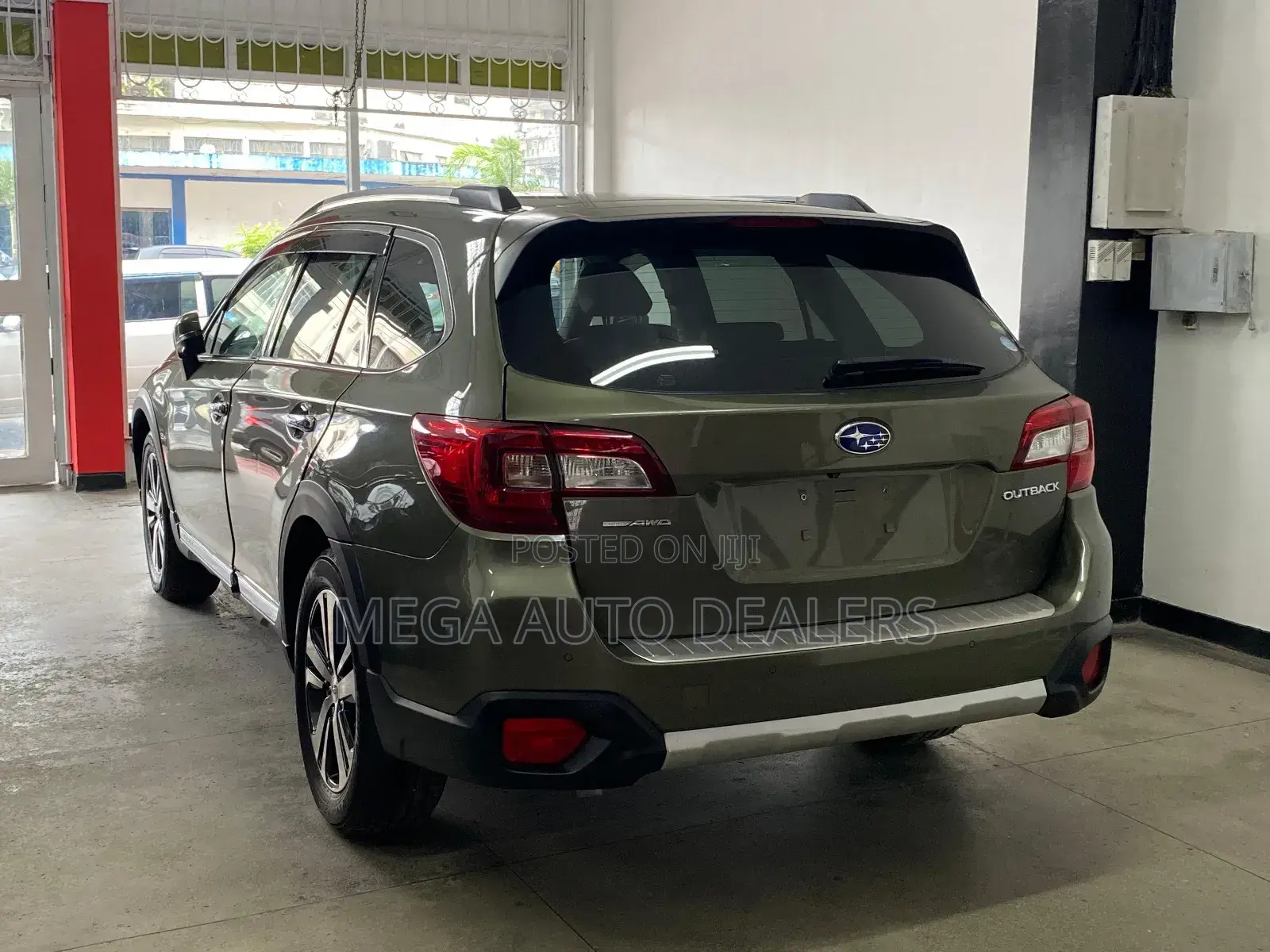 Subaru Outback 2018 Green