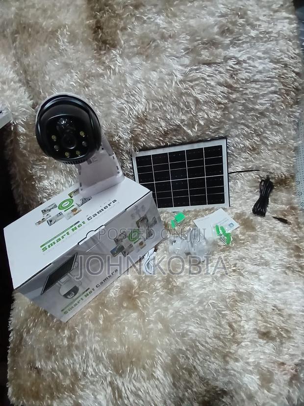 4g Solar-Powered PTZ Security Camera With Single Lens
