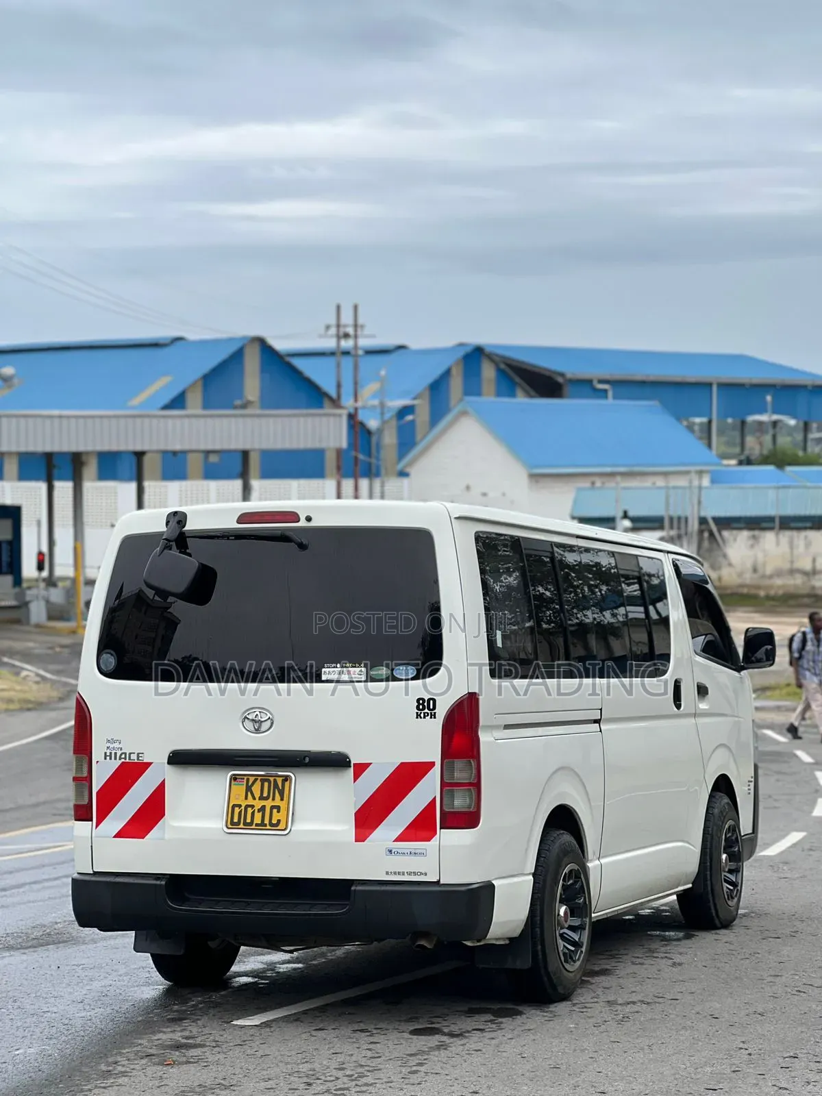 Toyota HiAce 2016 White
