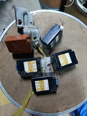 Receiver Door Control Toyota Allion, Fielder, Rav4, Premio
