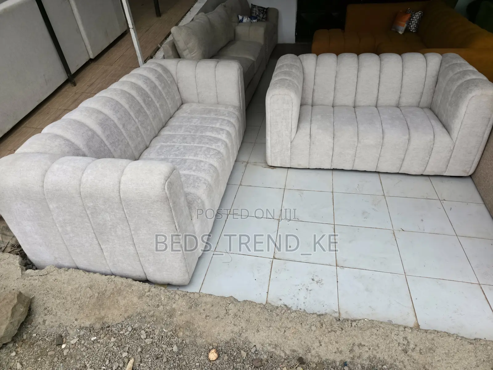 Luxurious 5 Seater Sofa Set
