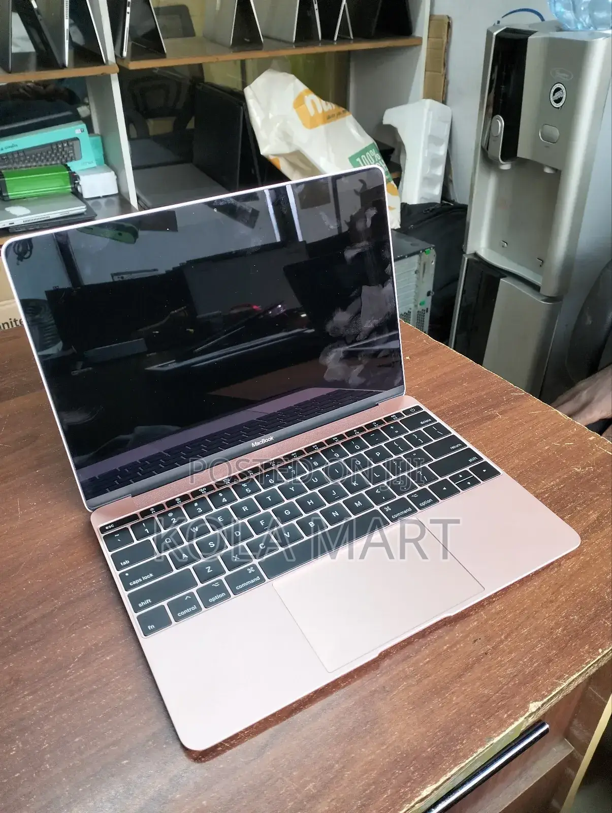 New Laptop Apple MacBook Air 8GB Intel Core M3 SSD 256GB