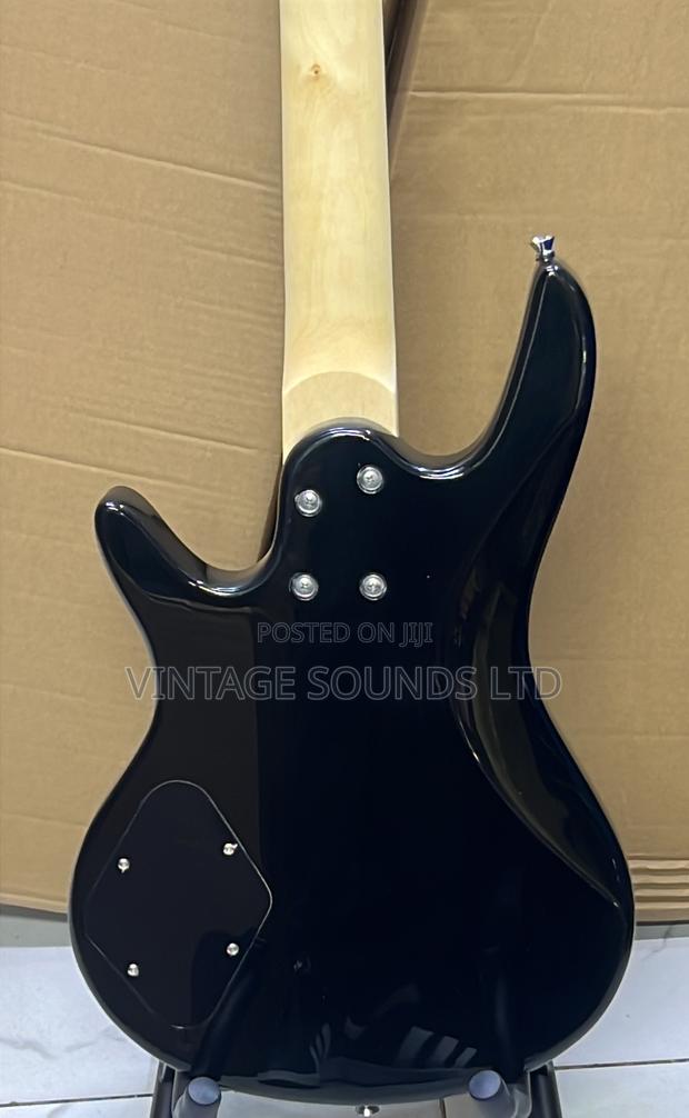 Ibanez Gio Grg121 4 Strings Electric Guitar Bk - thumbnail 2