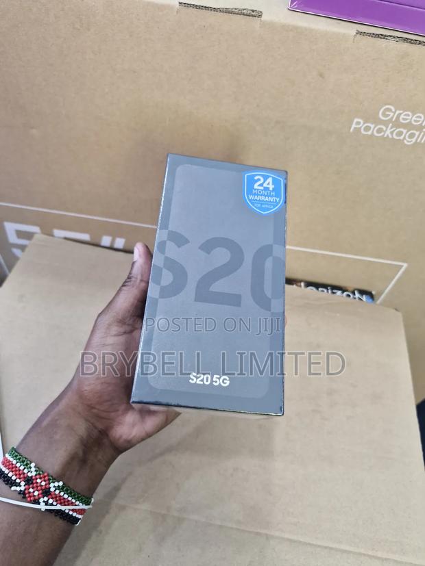 New Samsung Galaxy S20 128 GB Blue - main view