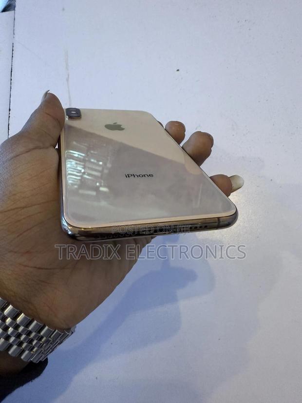 Apple iPhone XS Max 256 GB Gold - thumbnail 4