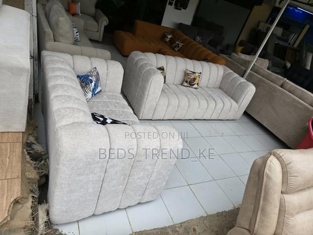 Regal 5 Seater Sofa 3,2 - main view