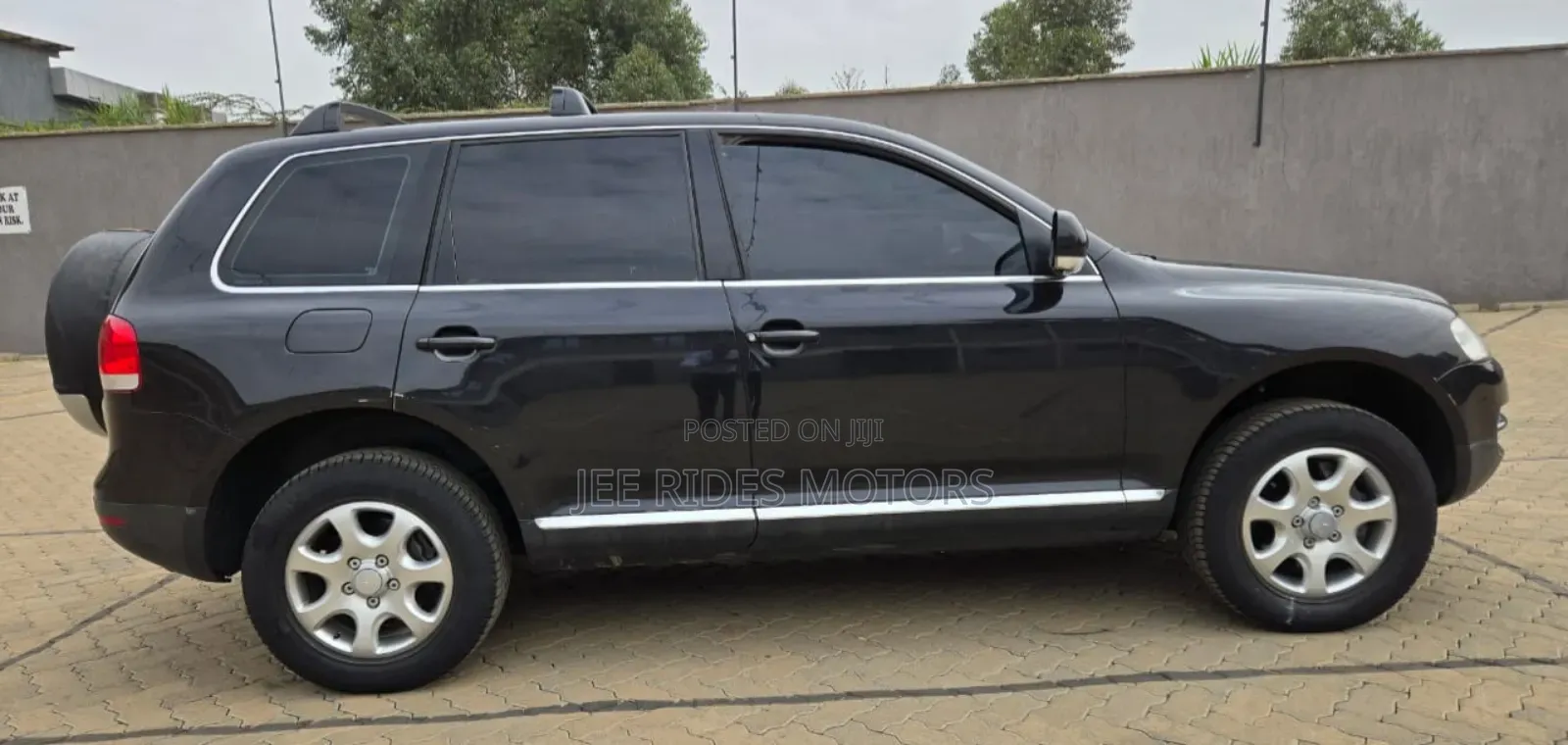 Volkswagen Touareg 2006 Gray