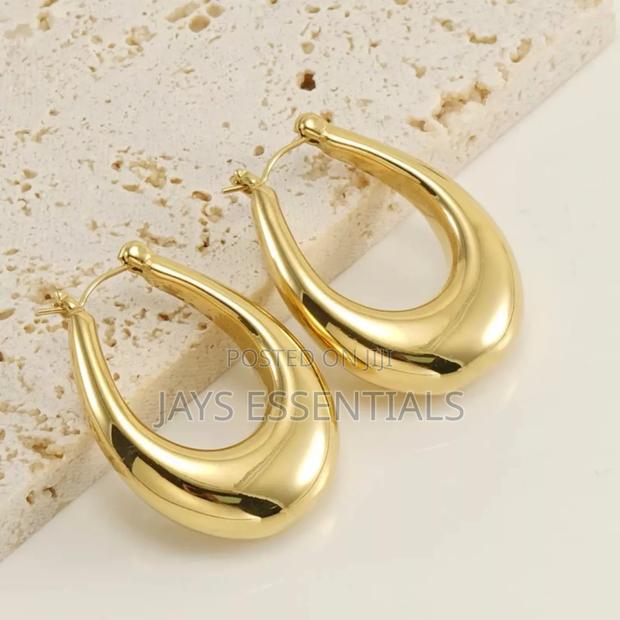Dainty, Minimalist, Stud Earrings - thumbnail 2