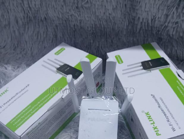 Pix Link _Wifi Booster Long Range Internet Wireless Repeater - main view