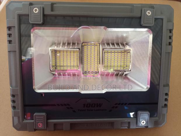 100w Solar Flood Light (Aluminium Casing) - thumbnail 2