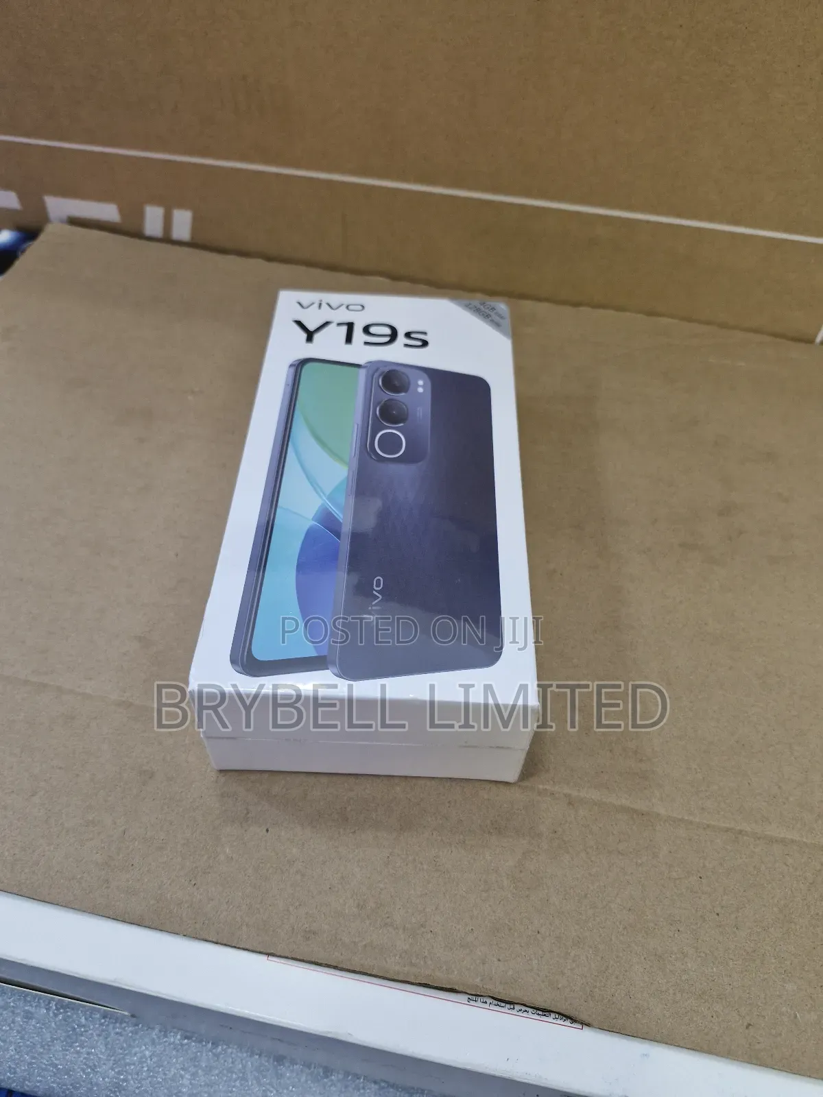 New Vivo Y19 128 GB Black