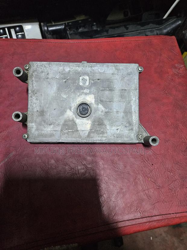 Engine Control Unit Honda Stream - thumbnail 3