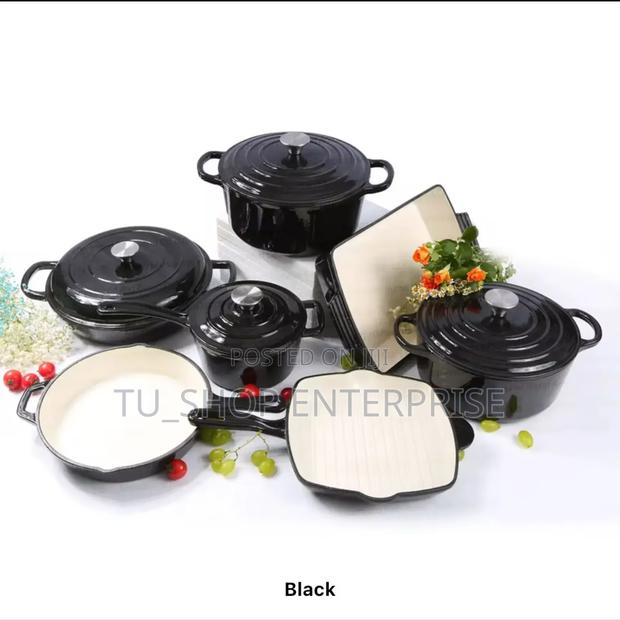 *Enamel Cast Iron Cooking Pots*
