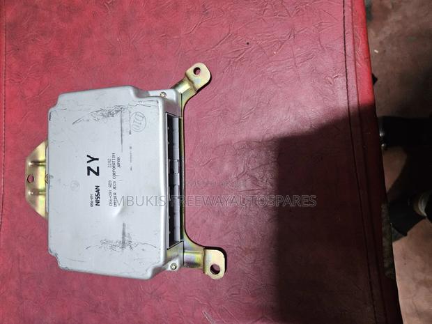 Gear Box Control Unit Nissan Primera