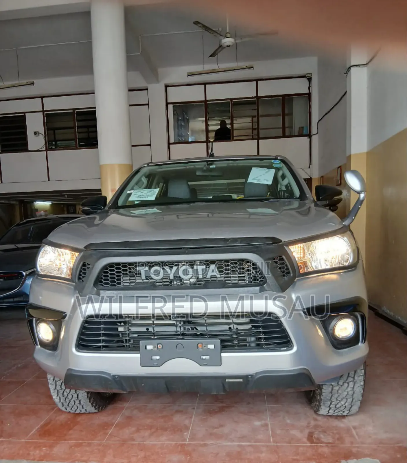 Toyota Hilux Revo Double Cab Deisel 2.4 AWD 2018 Silver