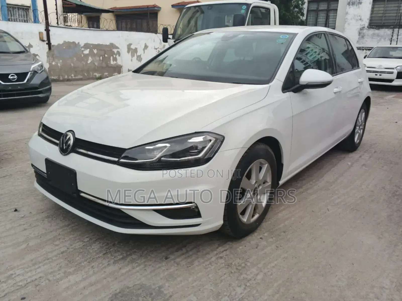 Volkswagen Golf 2018 White