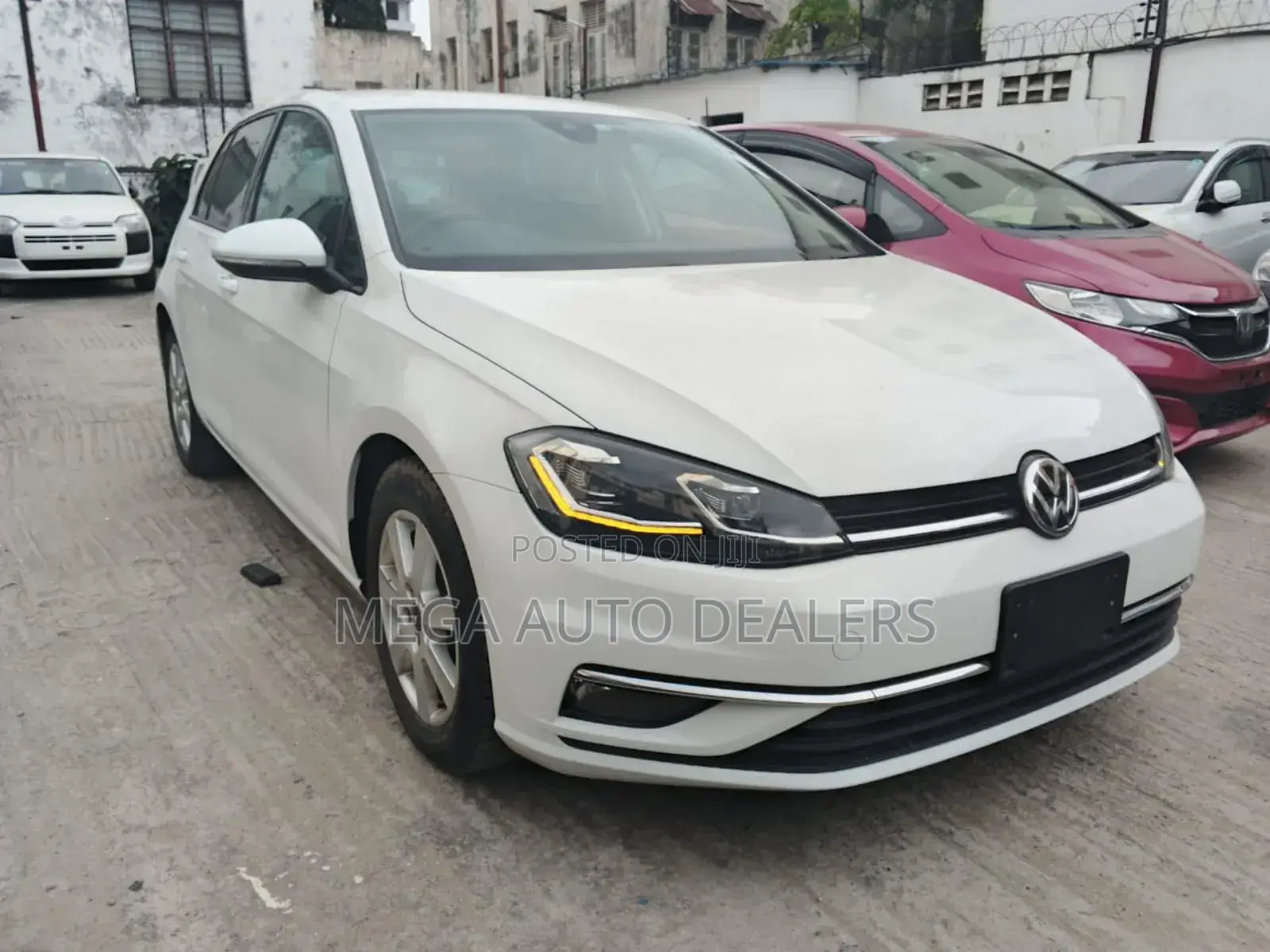 Volkswagen Golf 2018 White