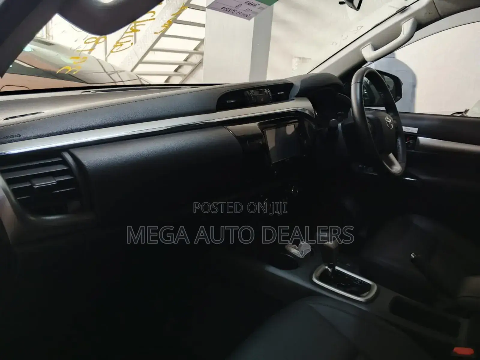 Toyota Hilux 2019 Silver