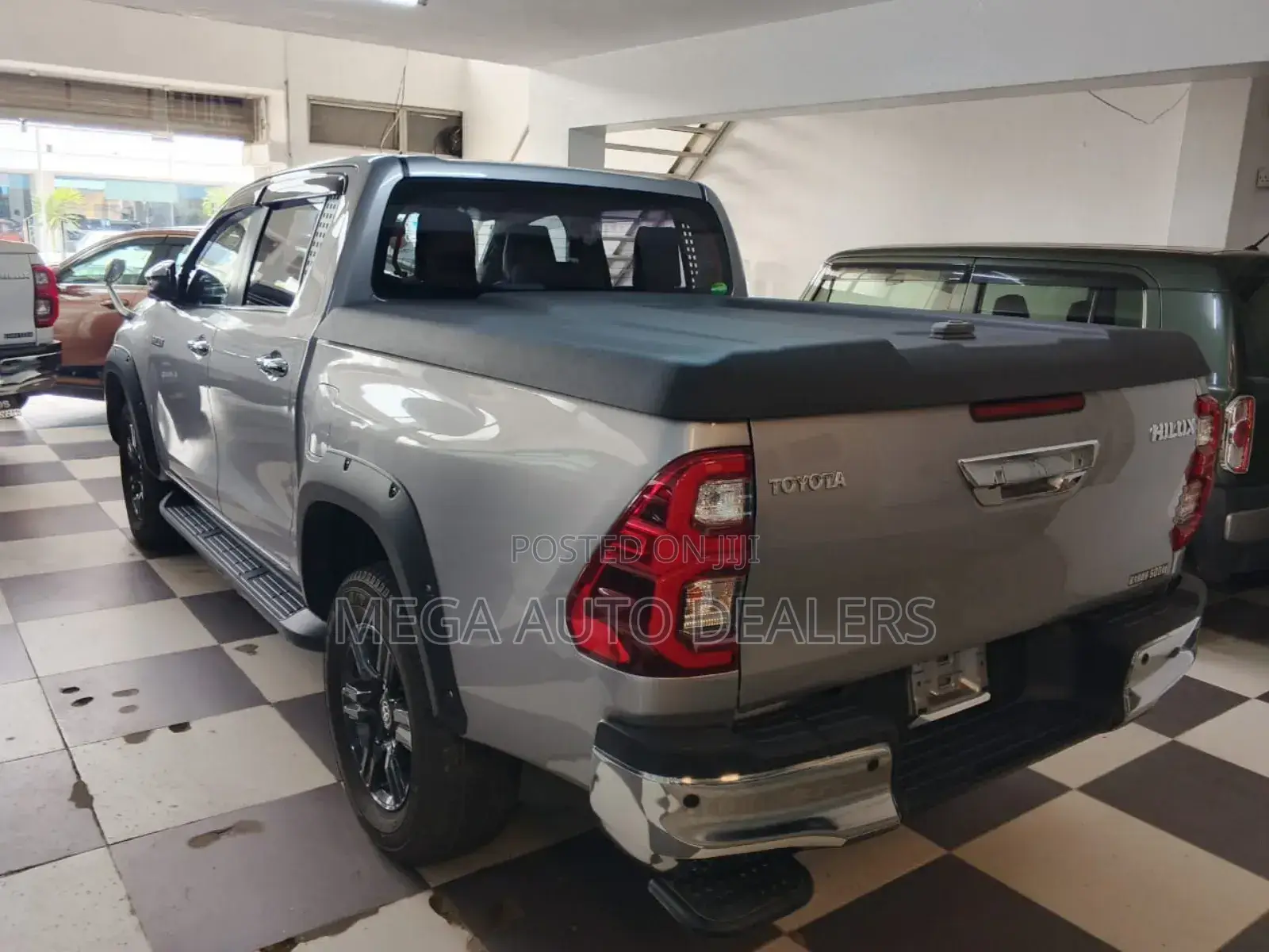 Toyota Hilux 2019 Silver