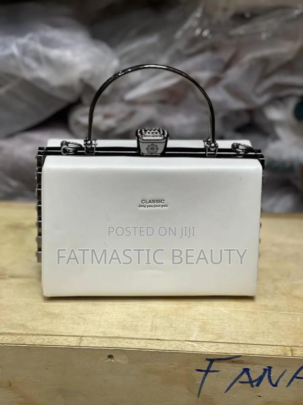 Plain Color Clutch Bag - main view