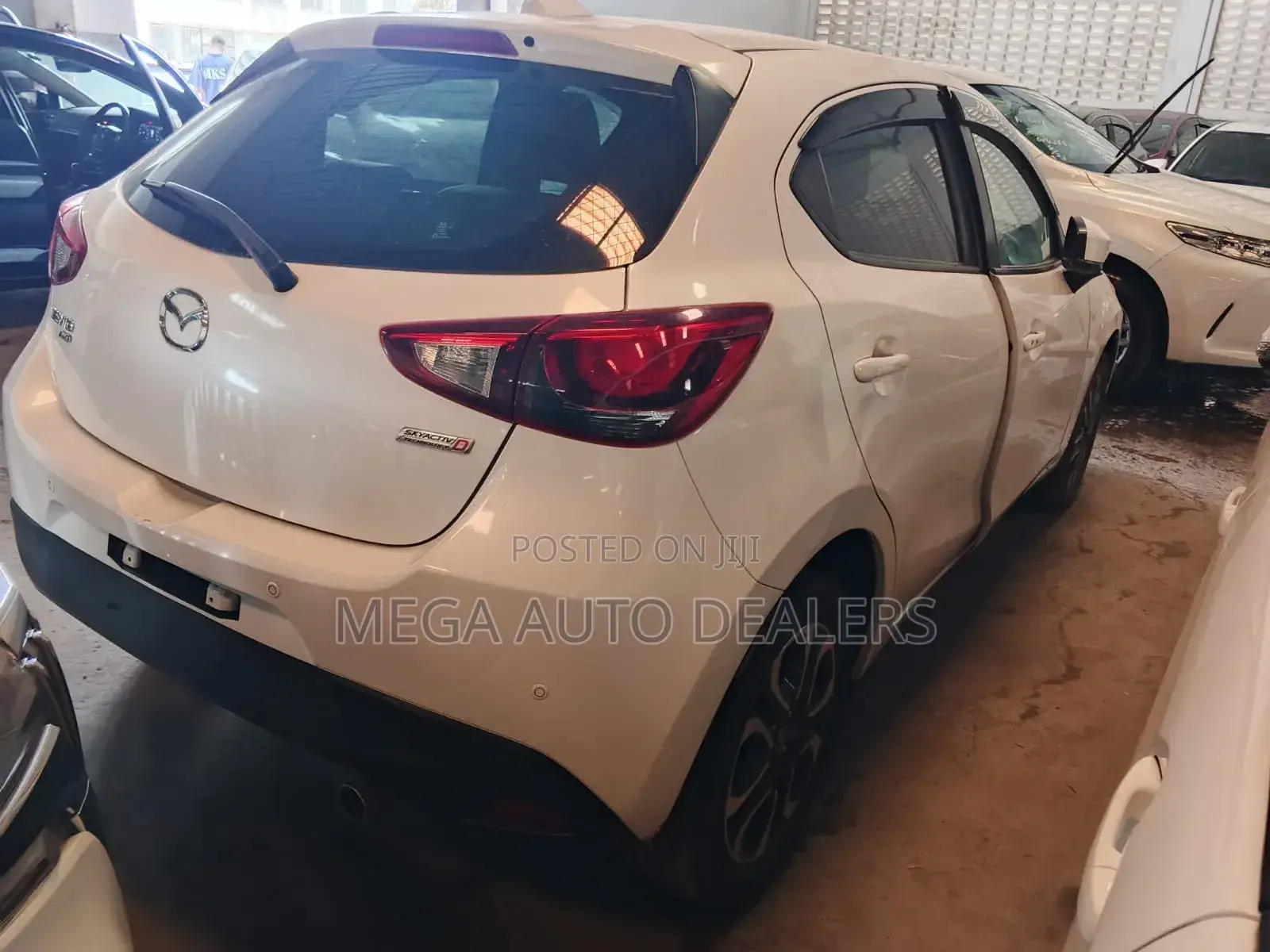 Mazda Demio 2018 White