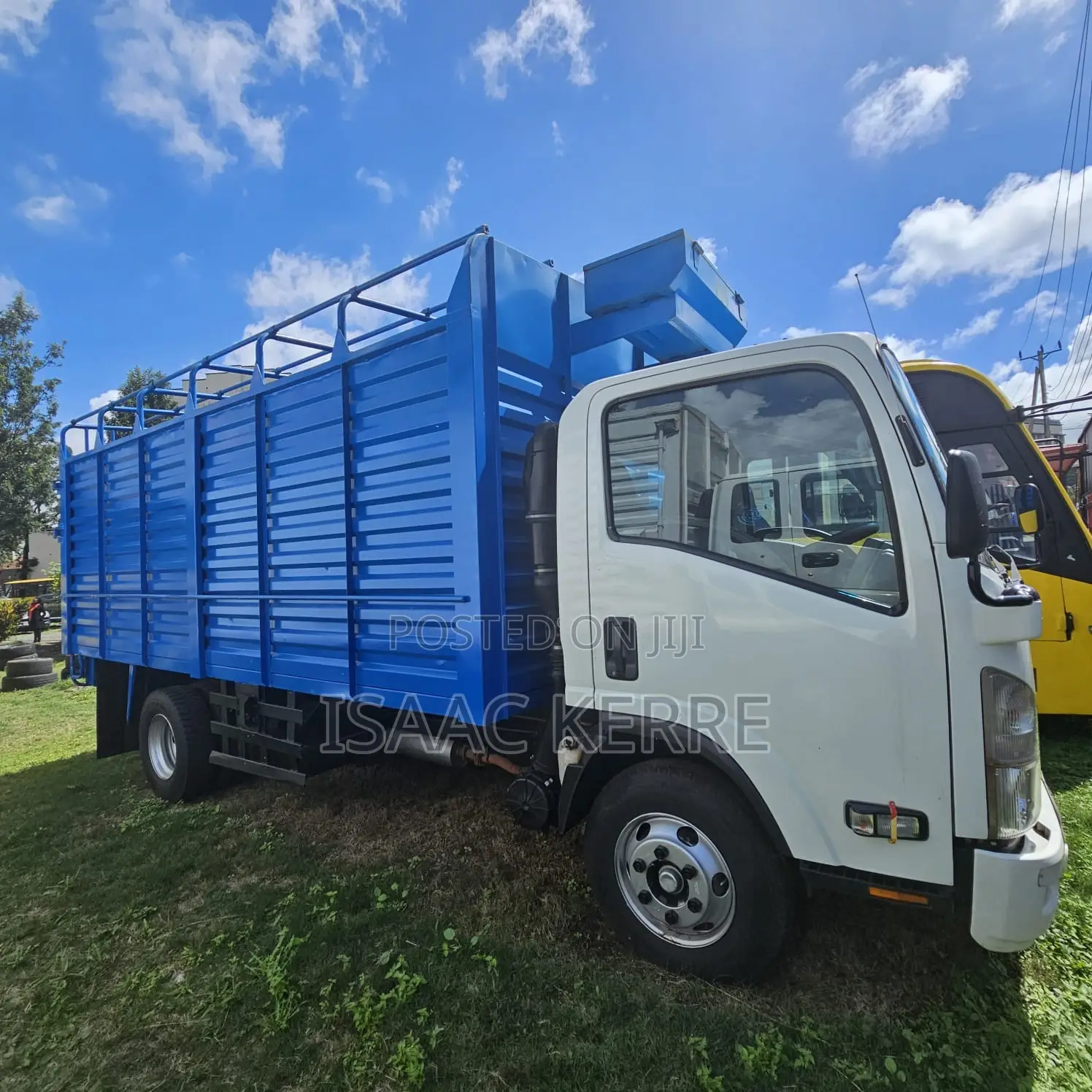 Isuzu NQR 2020