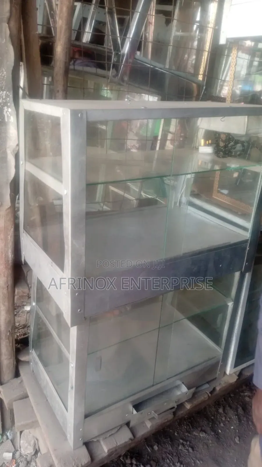 Glass Displey