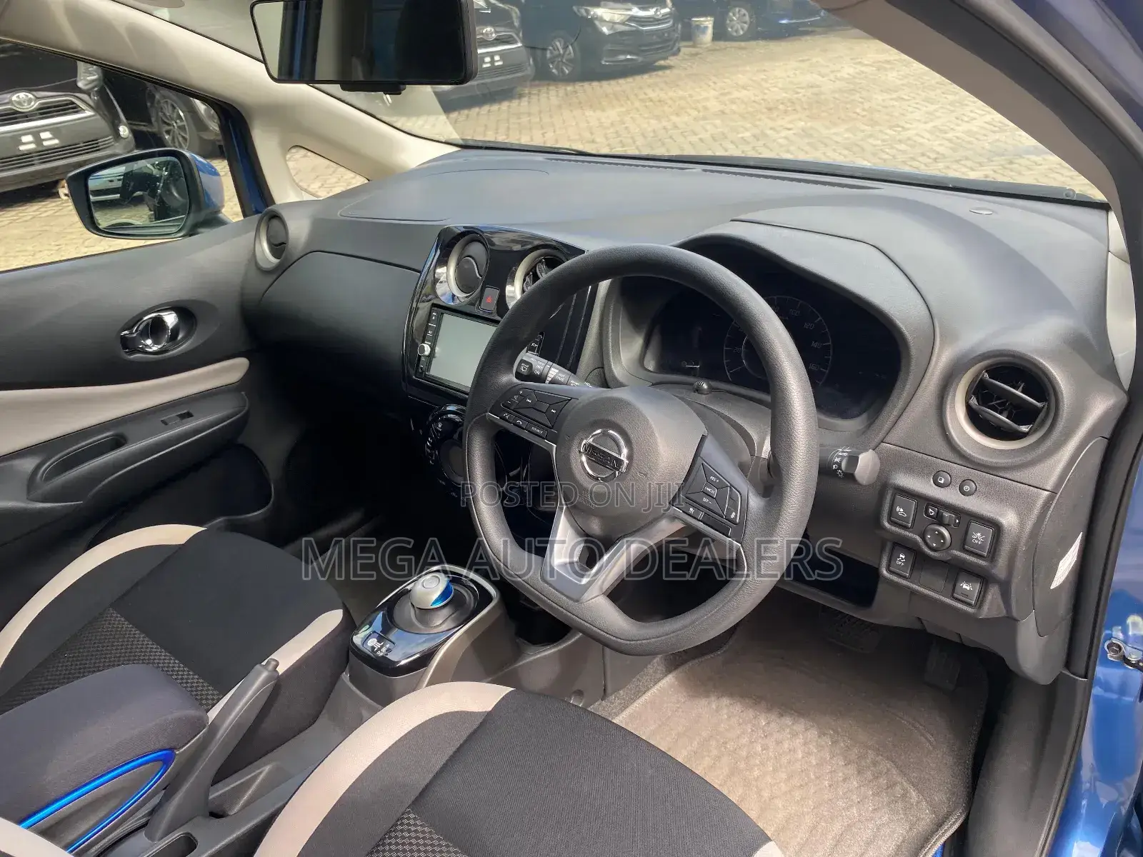 Nissan Note 2018 Blue